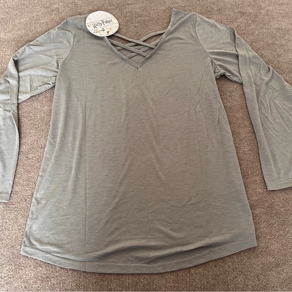 Calling all Harry Potter Fans Gray Long Sleeve Women's Top - Picture 4 of 5